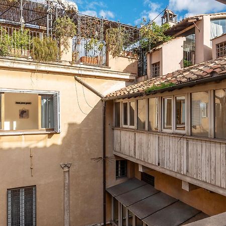 Piazza Navona Penthouse Apartment โรม ภายนอก รูปภาพ